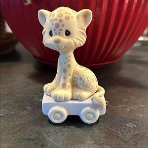 Precious Moments Birthday Train, Age 7, Wishing You Grr-Eatness, Bisque